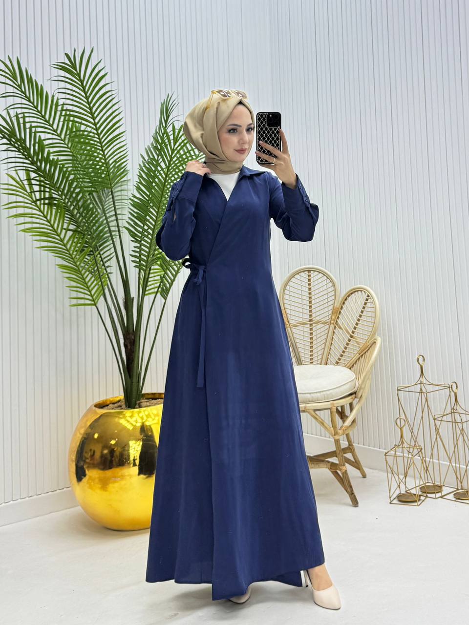 عباية أنيقة برباط جانبي